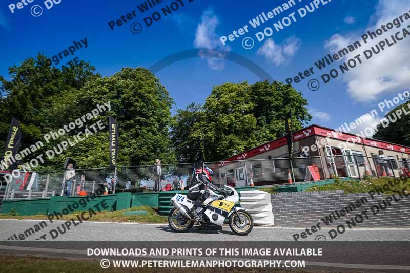 cadwell no limits trackday;cadwell park;cadwell park photographs;cadwell trackday photographs;enduro digital images;event digital images;eventdigitalimages;no limits trackdays;peter wileman photography;racing digital images;trackday digital images;trackday photos